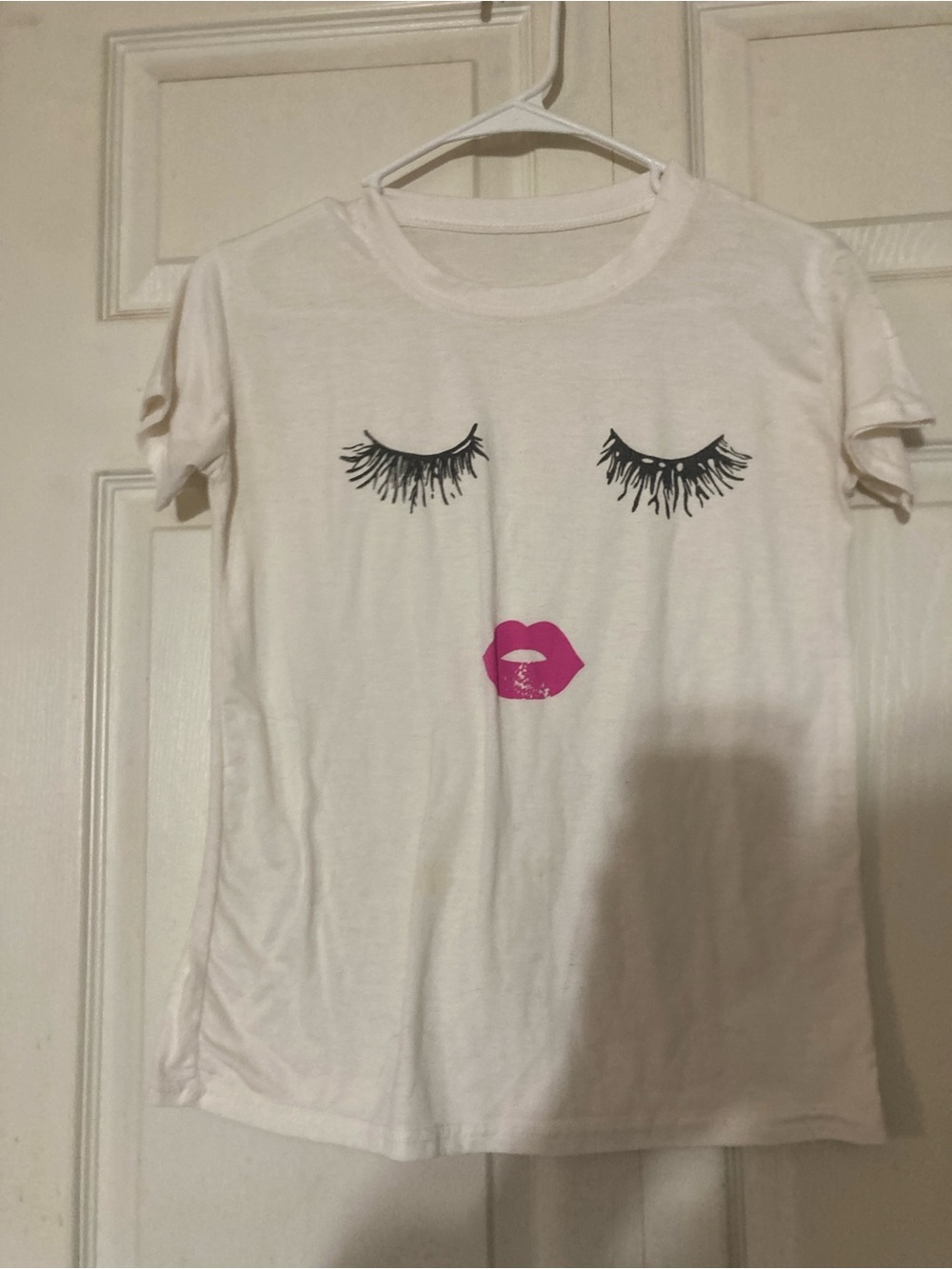 Women’s graphic tee M